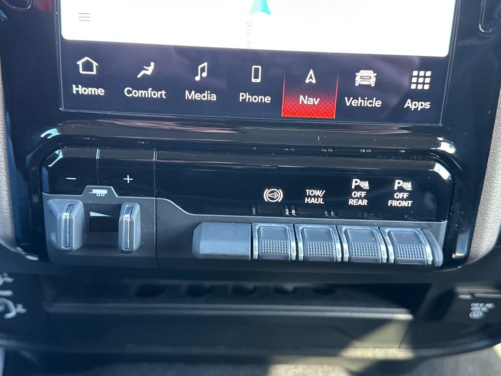 Used 2024 RAM 2500 Laramie AWD/4WD image 31