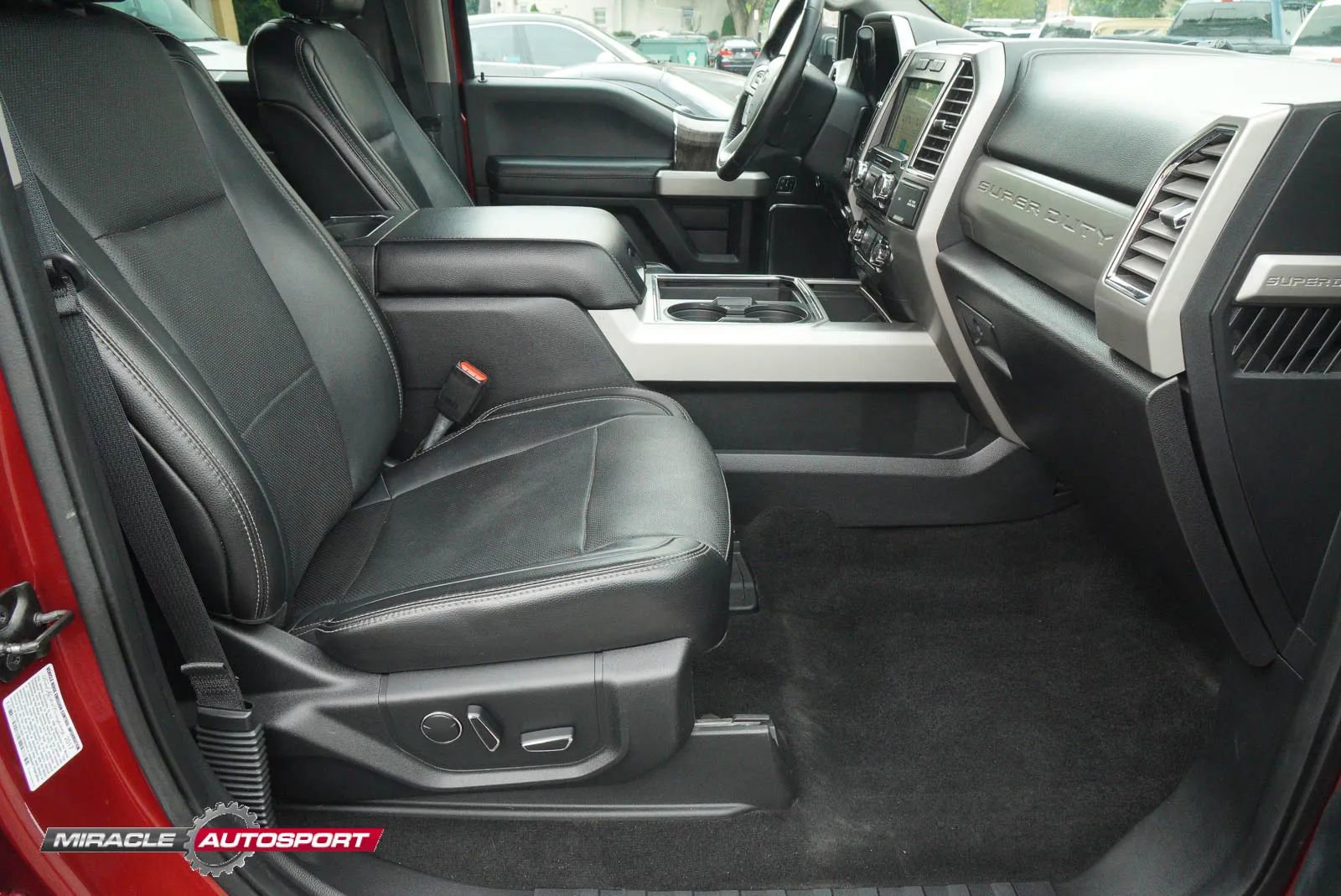 Used 2017 Ford F350 Lariat w/ Lariat Ultimate Package image 31