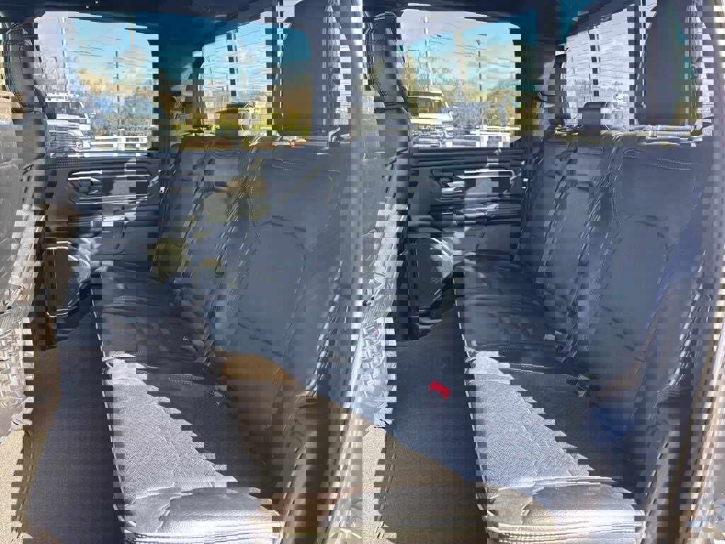 Used 2024 RAM 1500 Laramie image 10