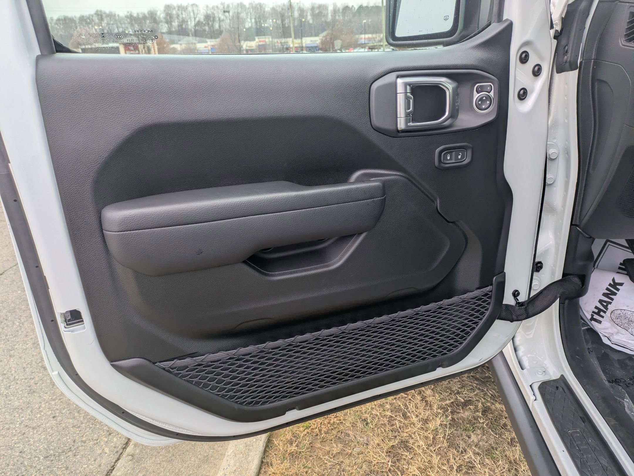 Used 2025 Jeep Gladiator Sport image 10