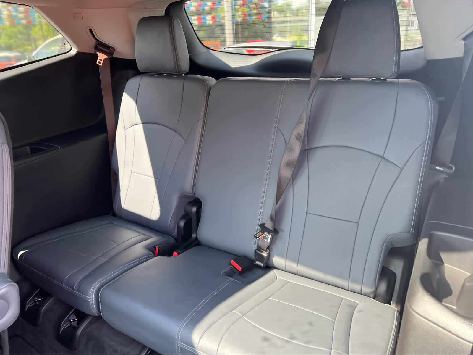 Used 2021 Buick Enclave Essence w/ Sound and Sites Package image 12