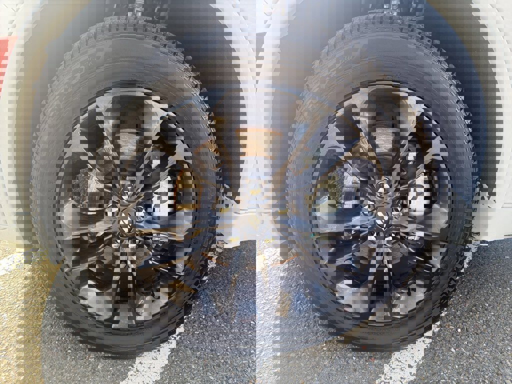 Used 2025 Dodge Durango GT image 2