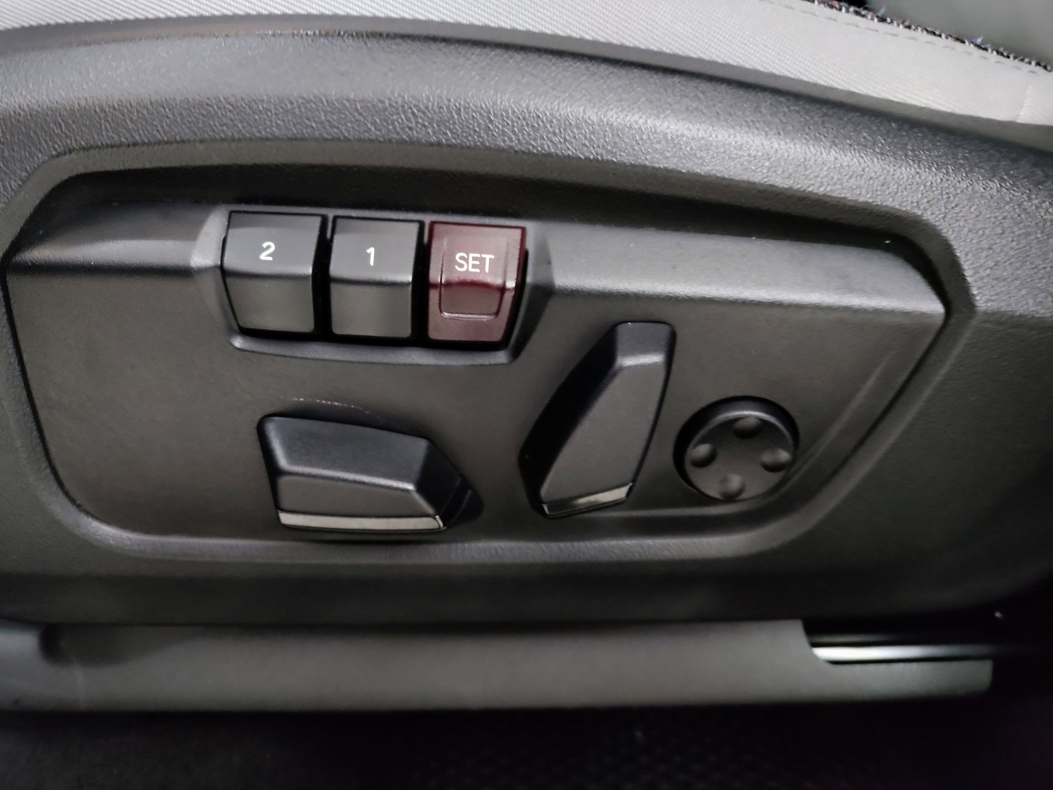 Used 2025 MINI Cooper Countryman S w/ Comfort Package Max image 12