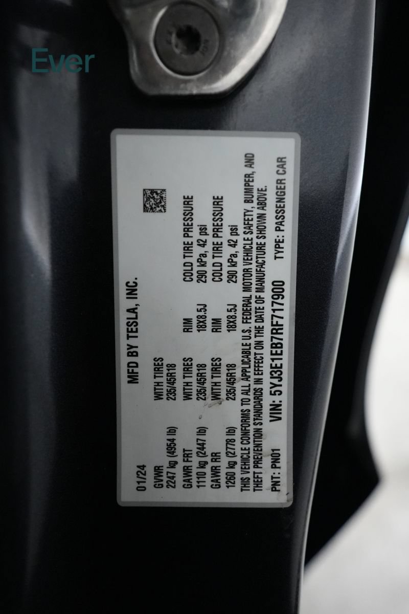 Used 2024 Tesla Model 3 Long Range AWD/4WD image 29