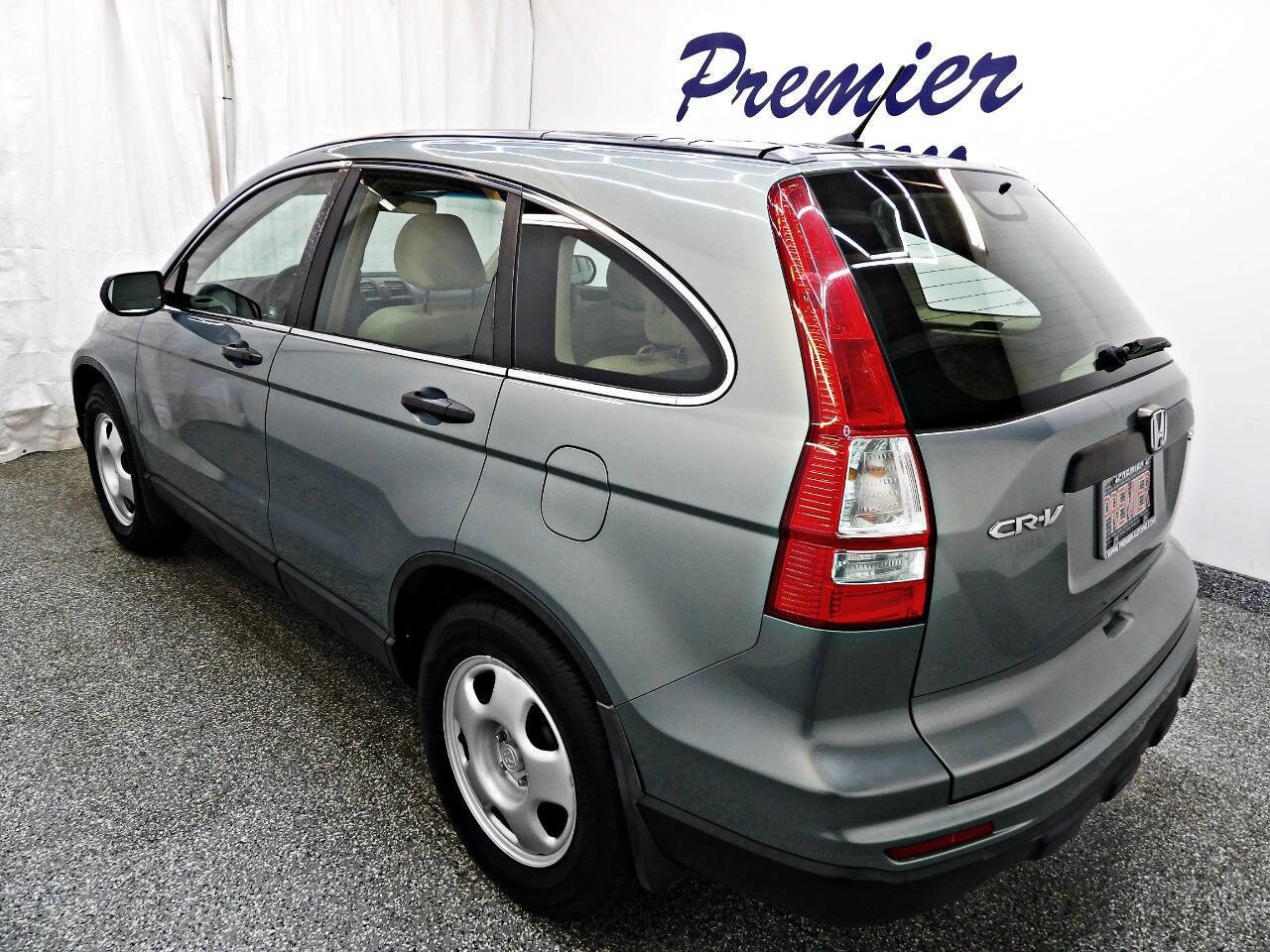 Used 2011 Honda CR-V LX image 4