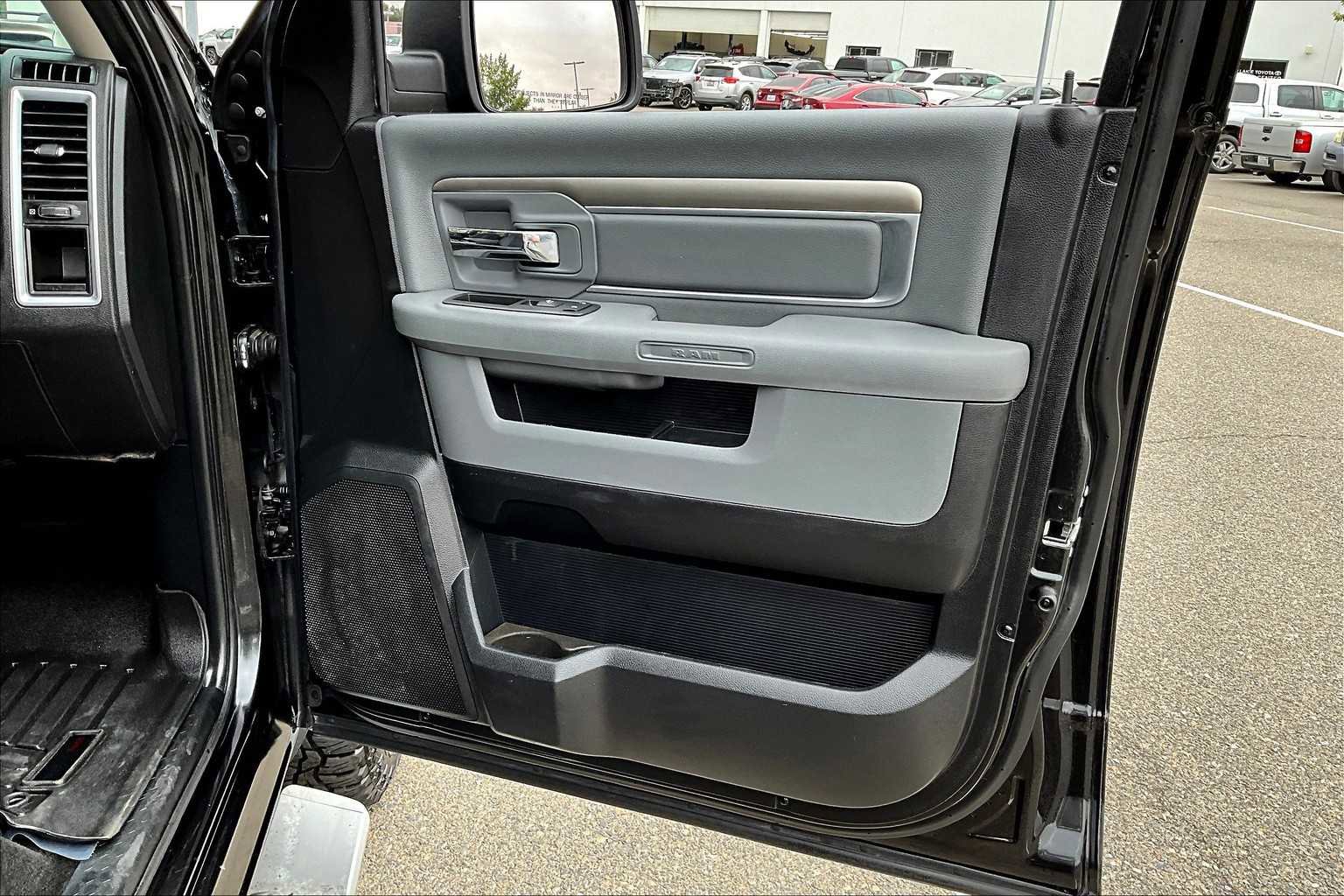 Used 2015 RAM 1500 Big Horn image 22