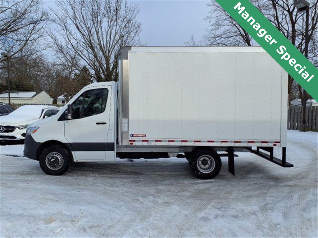 Used 2023 Mercedes-Benz Sprinter 3500 image 4
