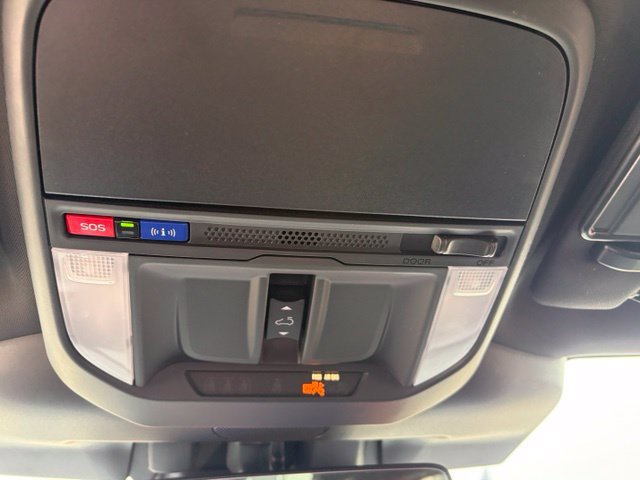 Used 2025 Subaru Forester Limited AWD/4WD image 9