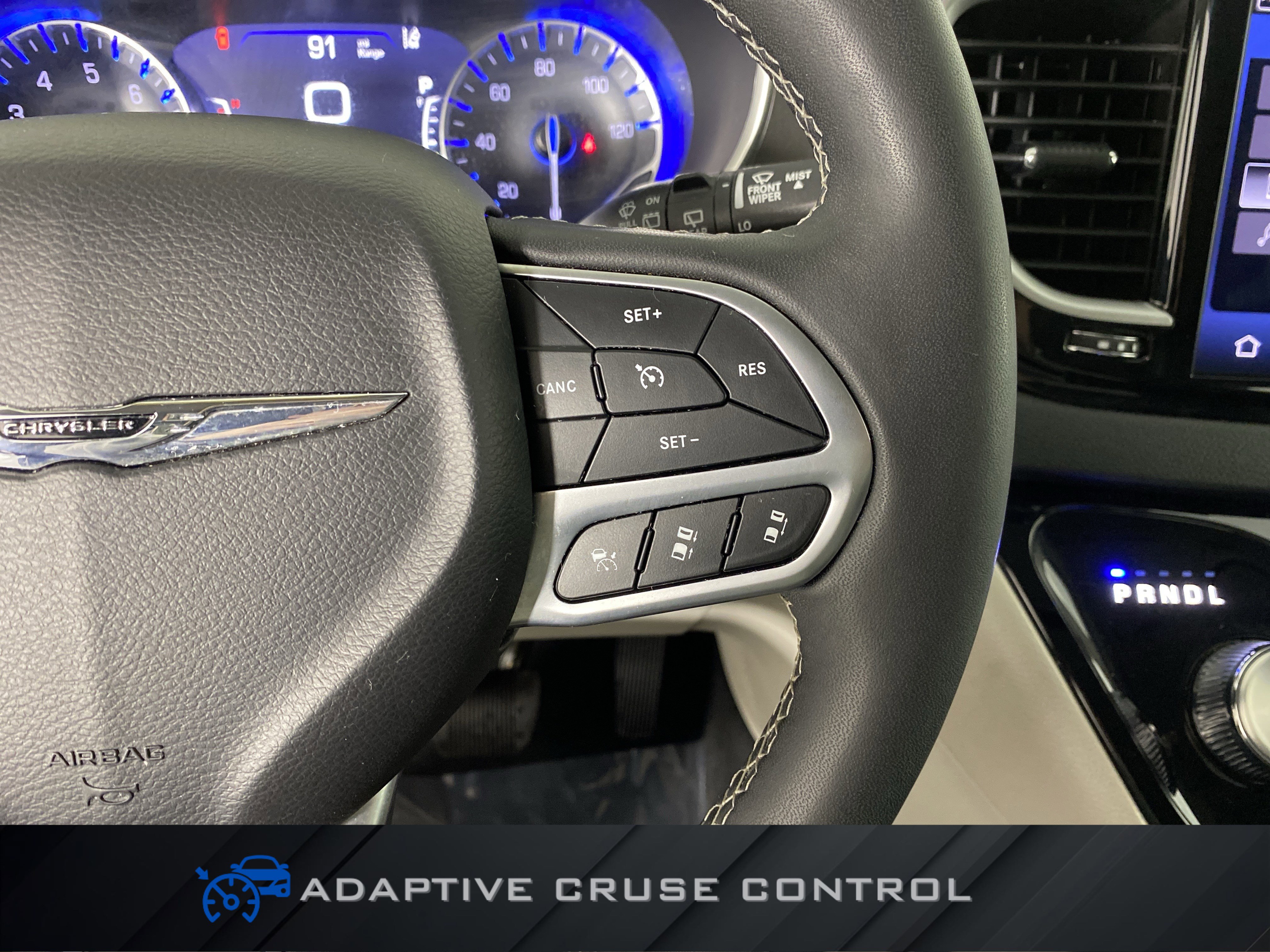 Used 2024 Chrysler Pacifica Touring-L image 23