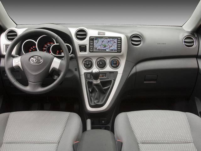 Used 2009 Toyota Matrix S FWD image 4