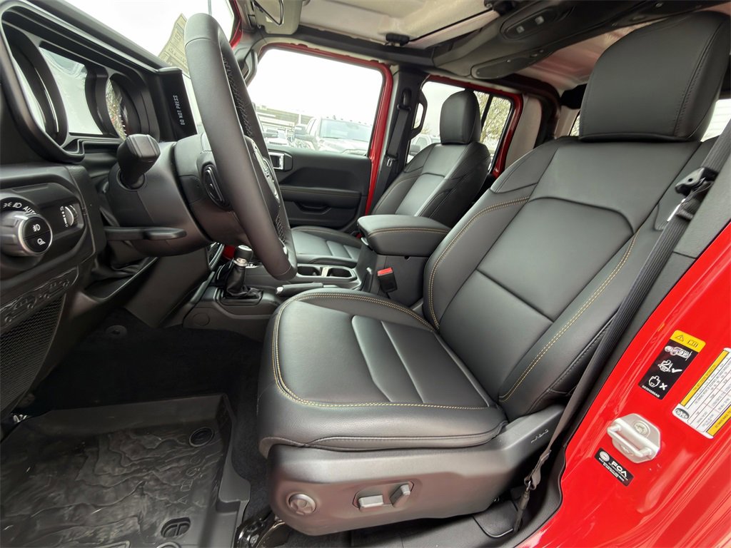 New 2025 Jeep Gladiator Sport image 19