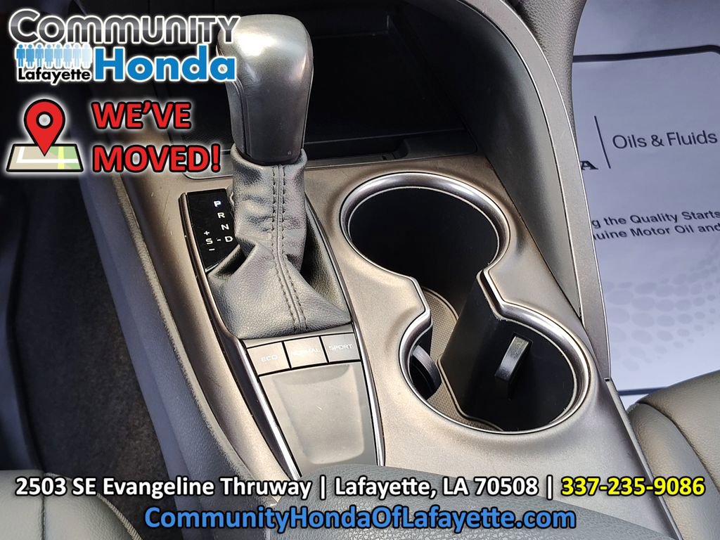 Used 2022 Toyota Camry SE FWD image 30