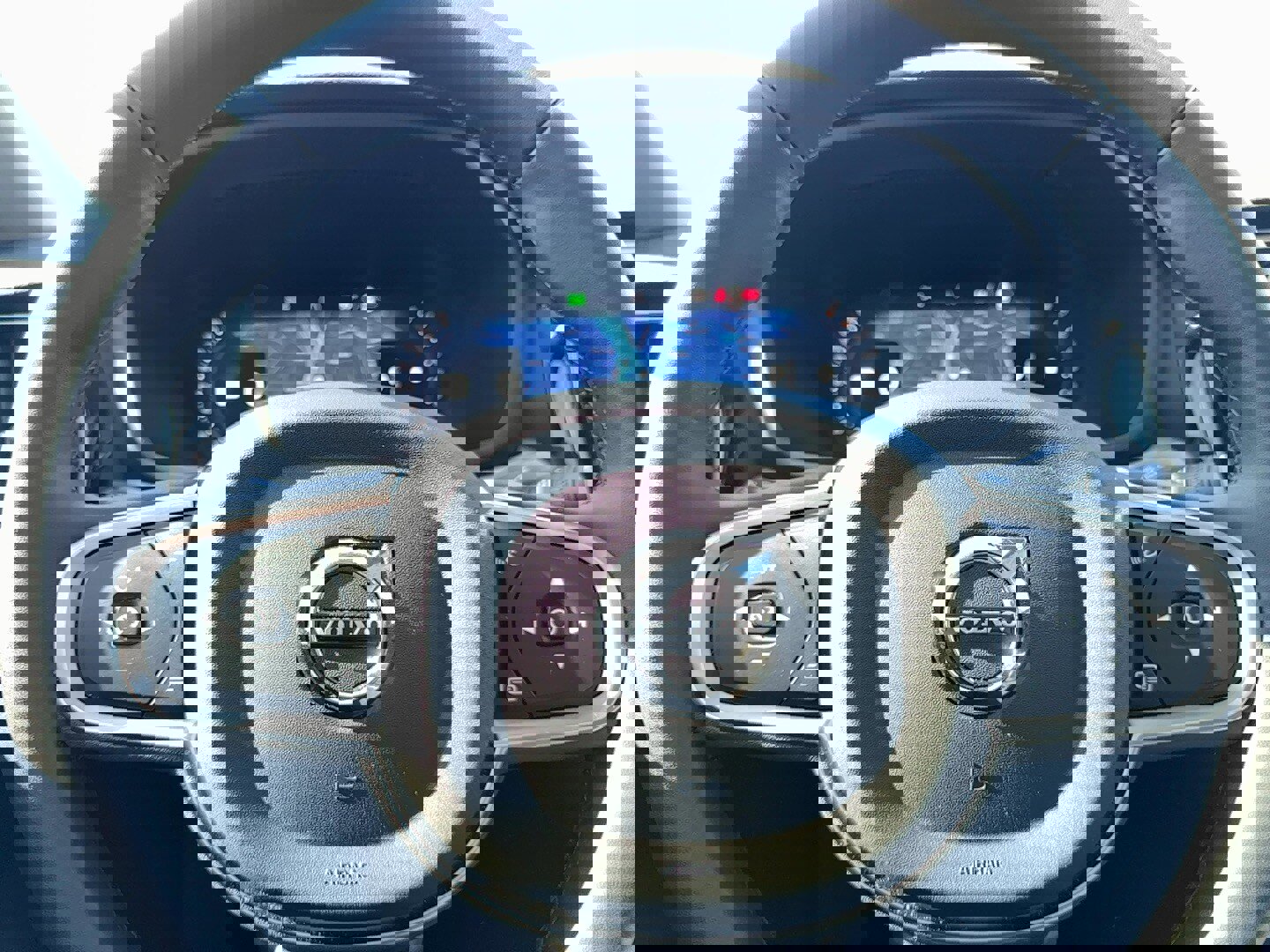 Used 2024 Volvo S60 B5 Core w/ Climate Package image 19