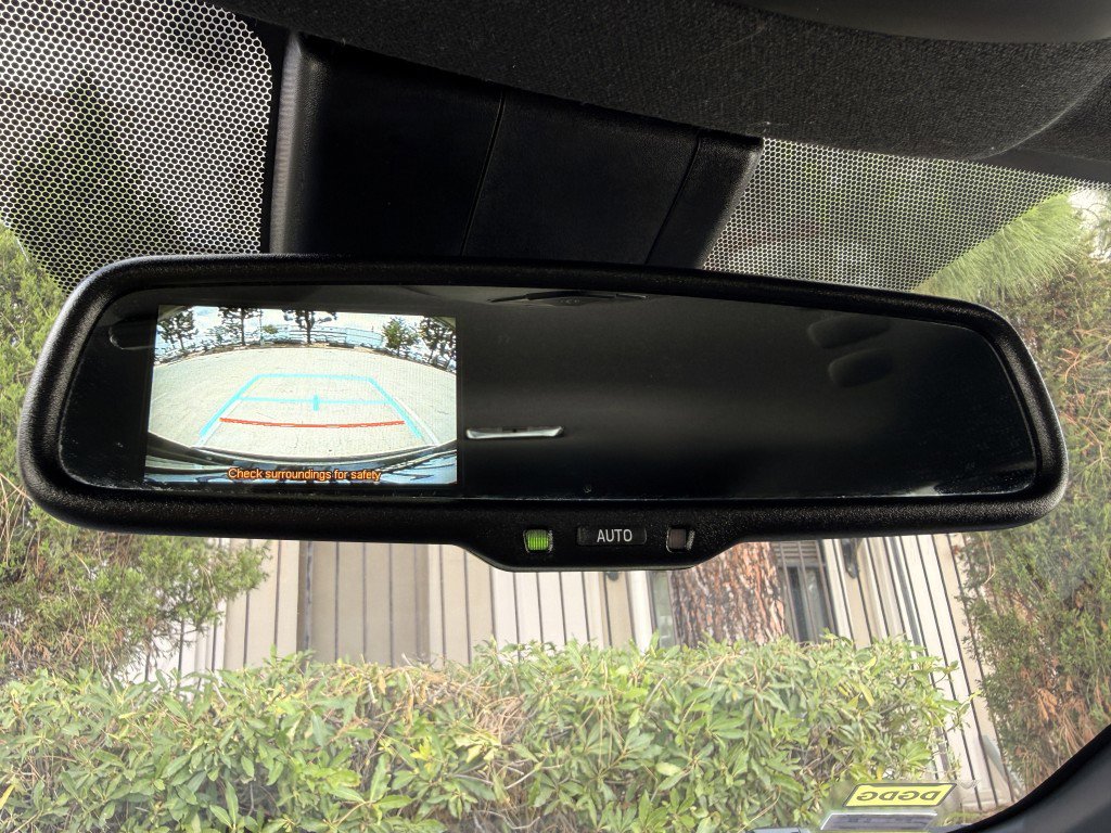 Used 2018 Toyota C-HR XLE FWD image 28