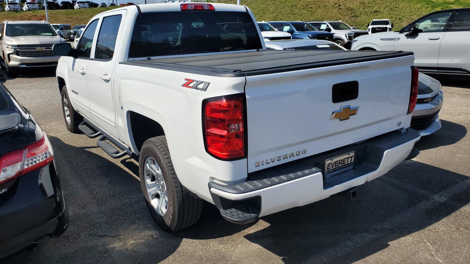 Used 2018 Chevrolet Silverado 1500 LT w/ All Star Edition image 8
