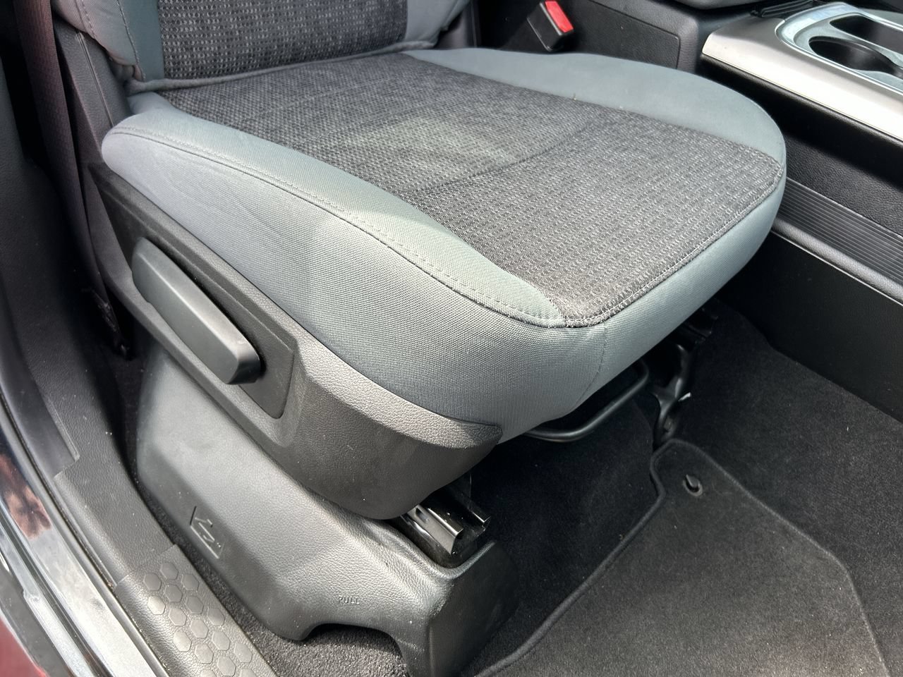 Used 2019 RAM 1500 Big Horn AWD/4WD image 16
