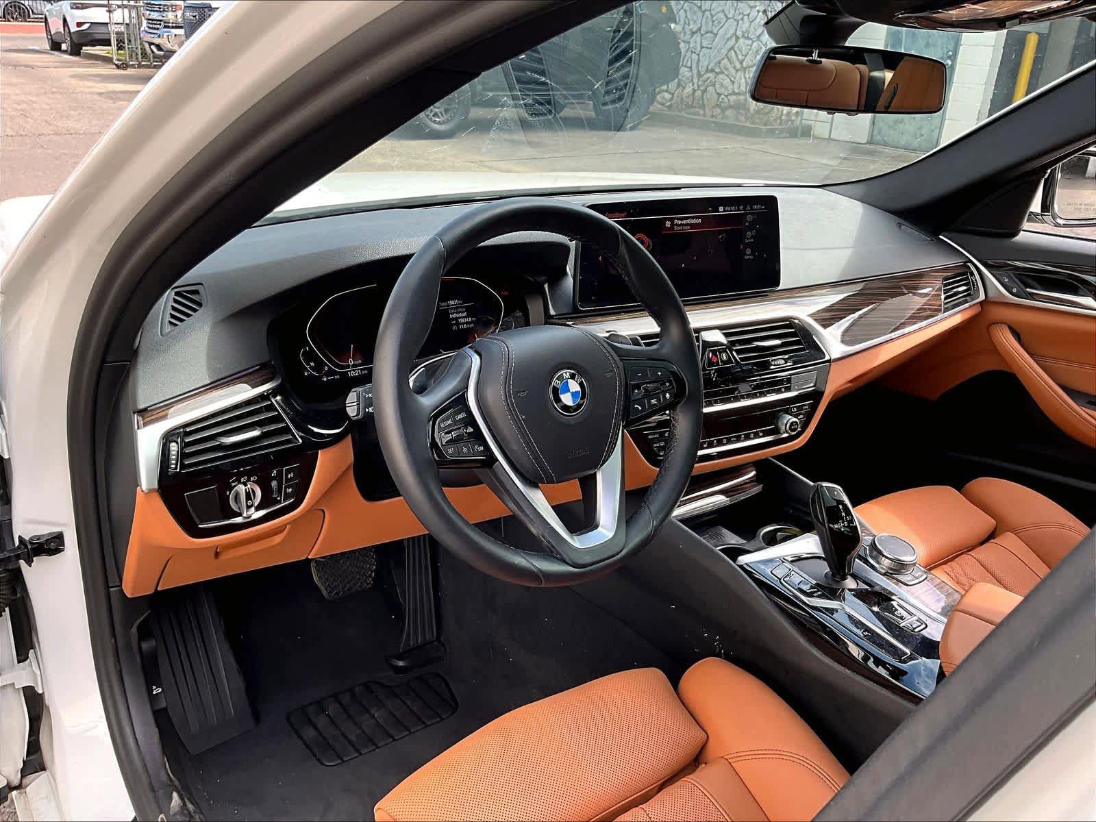 Used 2023 BMW 530i w/ Convenience Package image 15