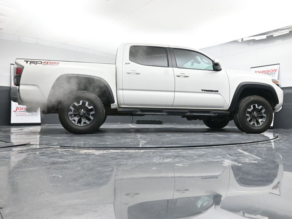 Used 2021 Toyota Tacoma TRD Off-Road image 37