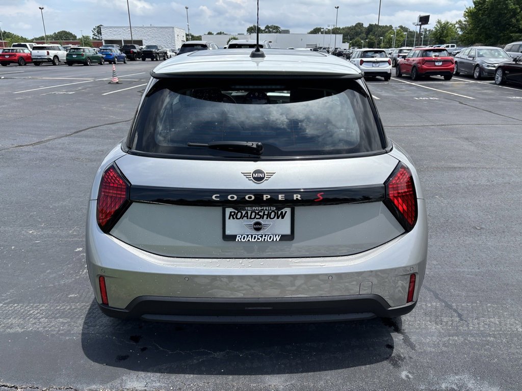 New 2025 MINI Cooper S image 4