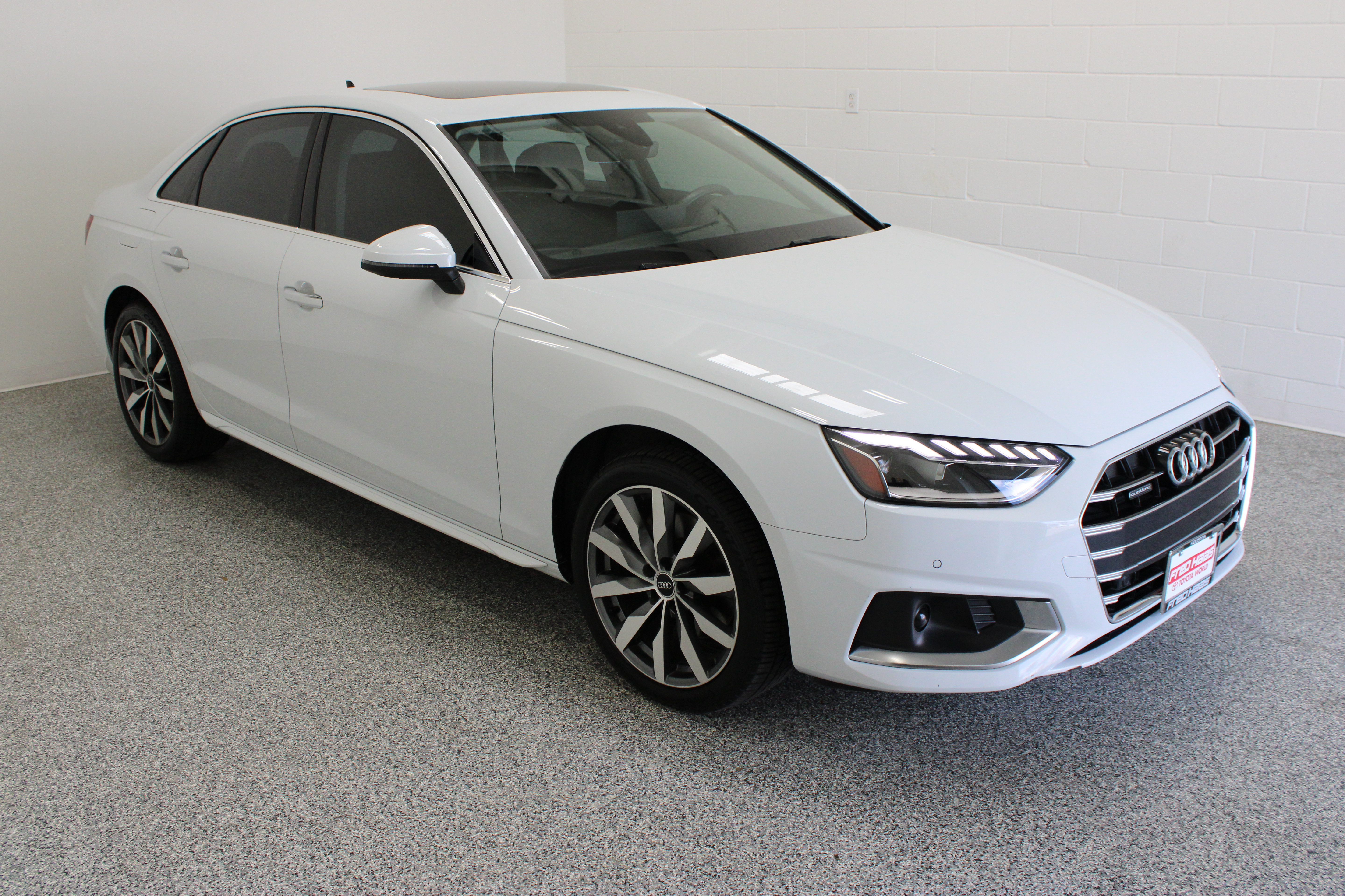 Used 2021 Audi A4 2.0T Premium Plus w/ Premium Plus Package AWD/4WD image 4