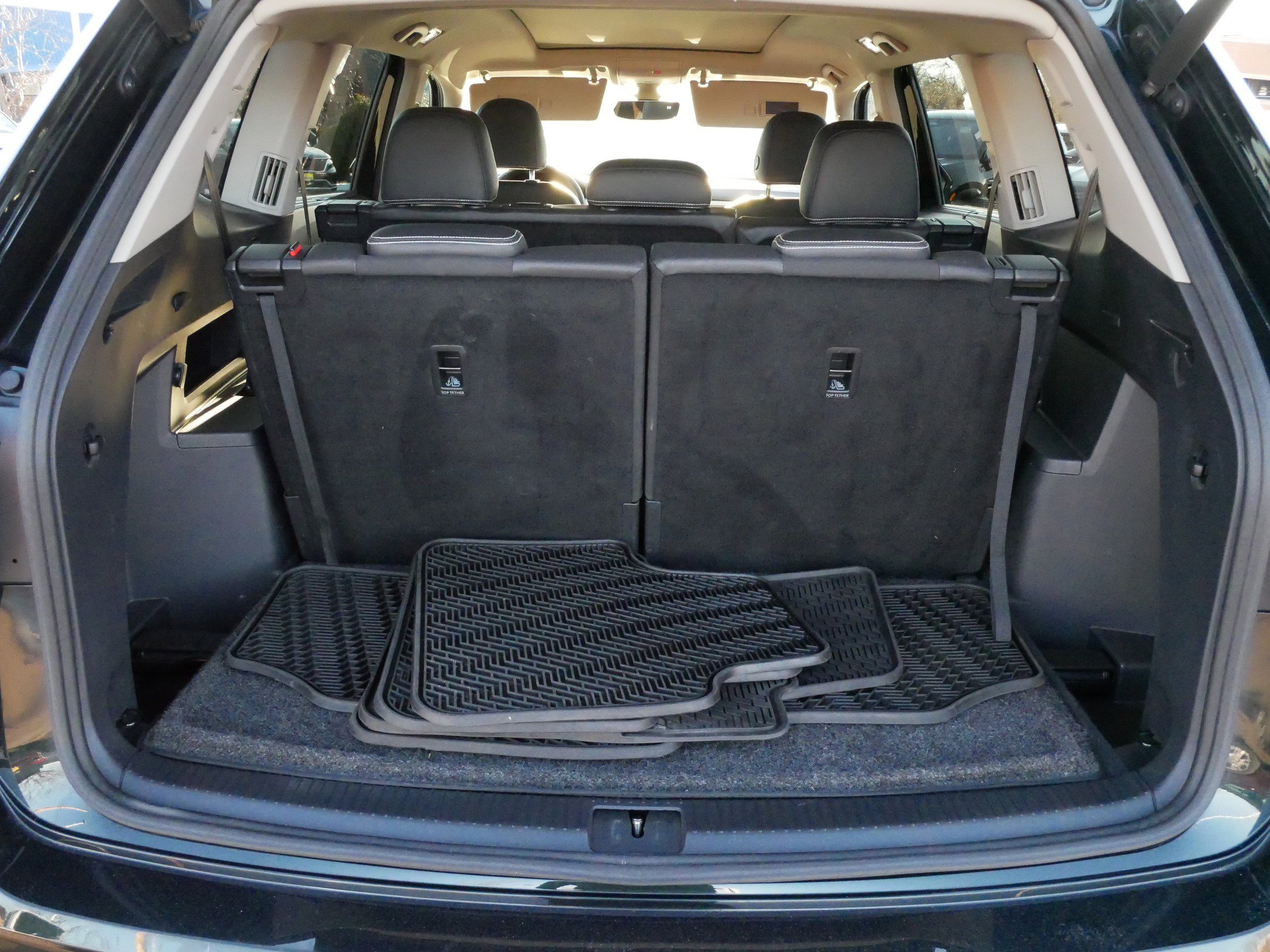 Certified 2021 Volkswagen Atlas SEL Premium image 18