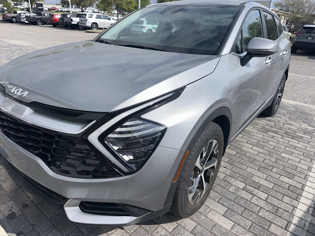 Used 2024 Kia Sportage EX image 10