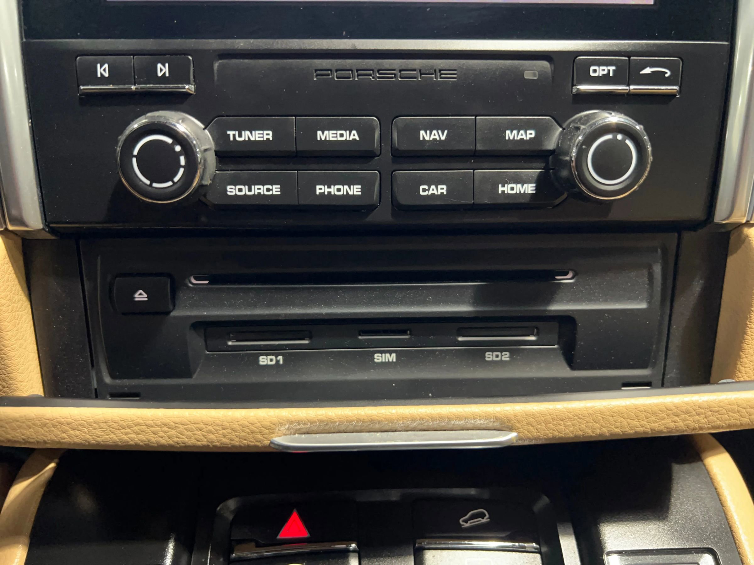 Used 2017 Porsche Macan S image 36