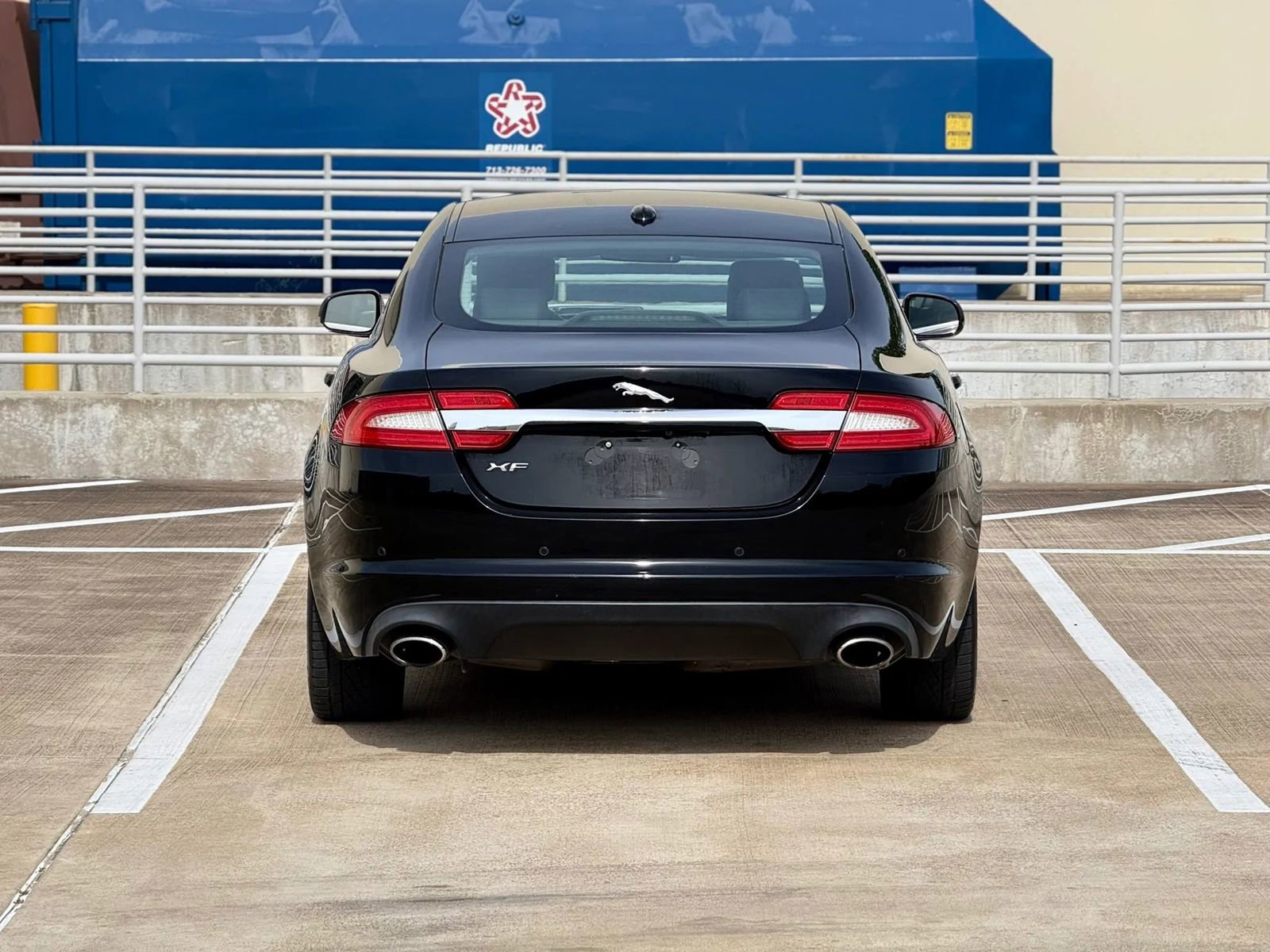 Used 2012 Jaguar XF Portfolio RWD image 6