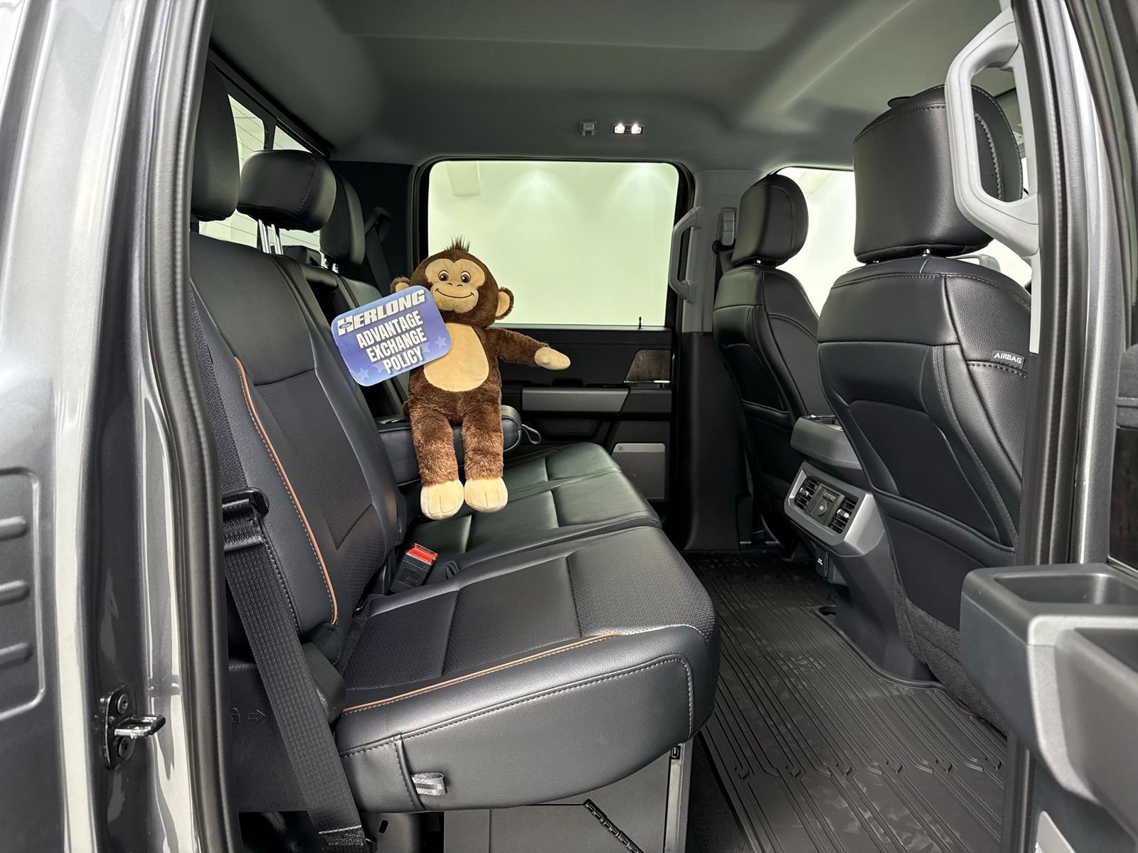 New 2026 Ford F250 Lariat w/ Black Appearance Package AWD/4WD image 34