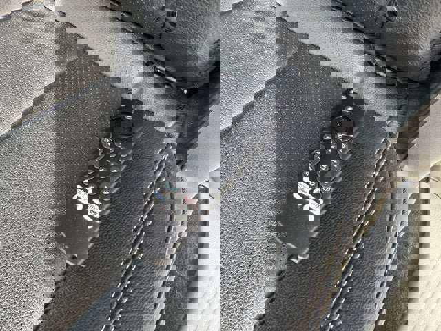 Used 2022 Chrysler Pacifica Touring-L w/ Uconnect Theater Family Group image 34