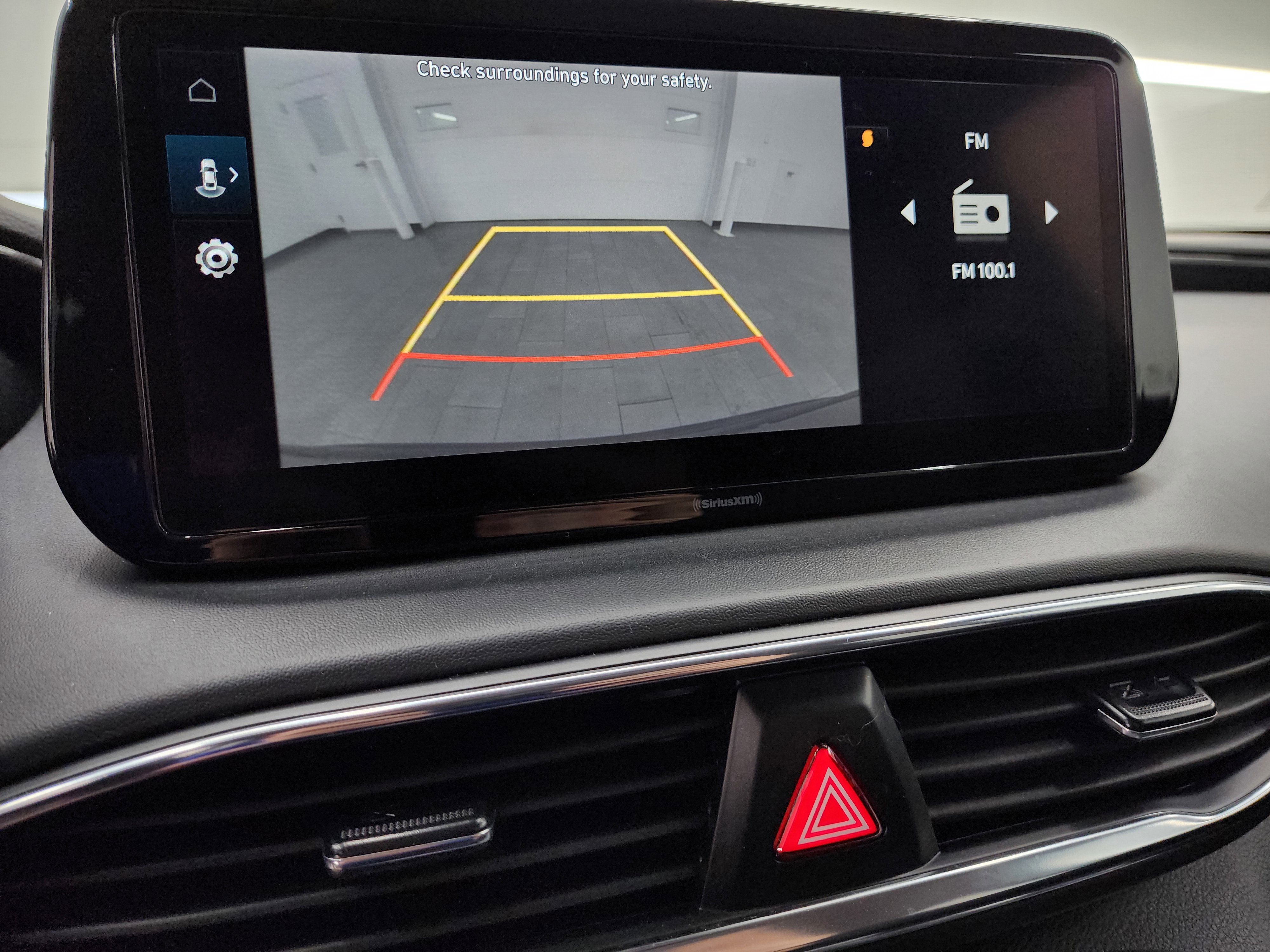 Used 2023 Hyundai Santa Fe SEL image 17