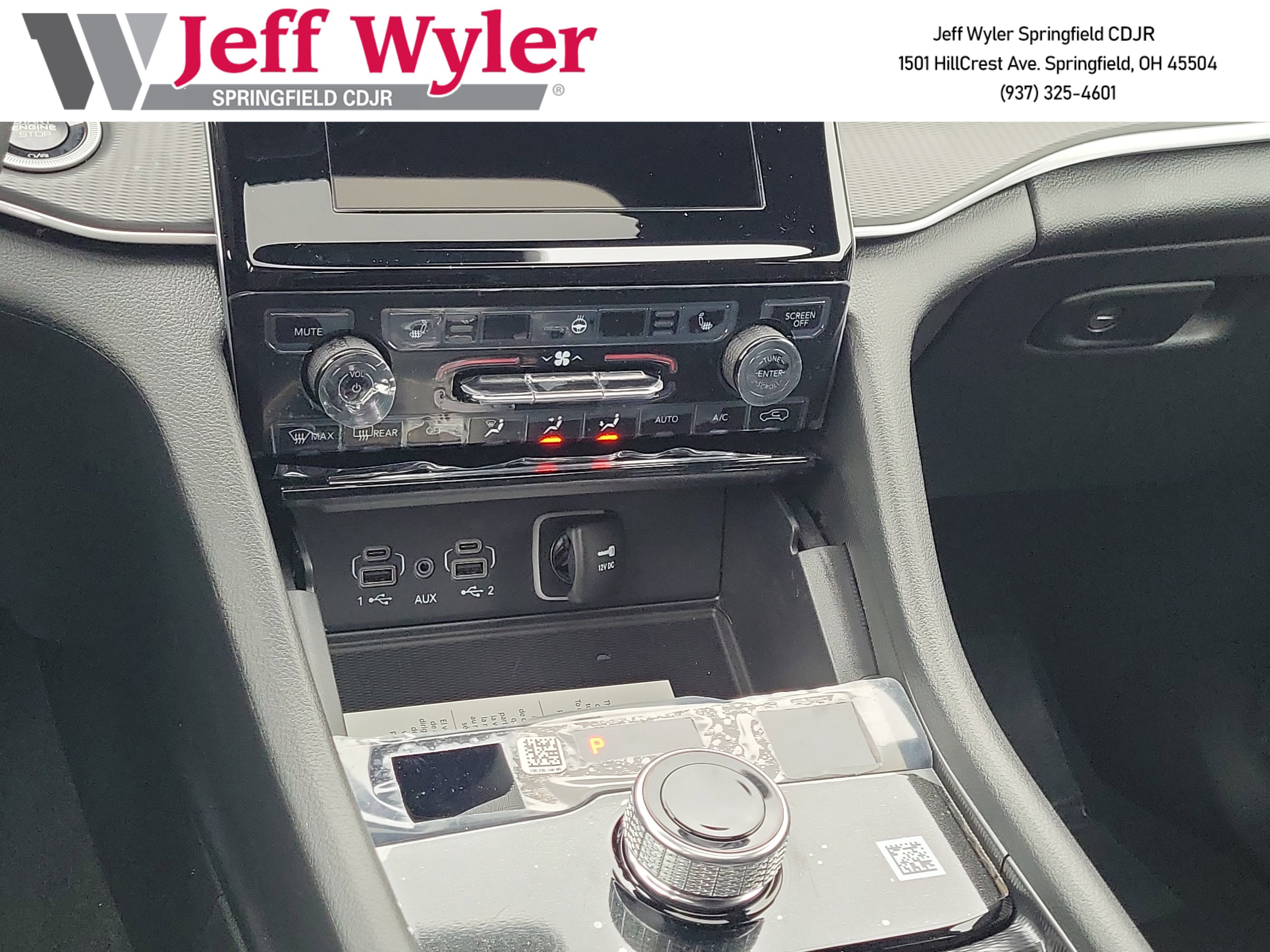 New 2025 Jeep Grand Cherokee L Laredo w/ Luxury Tech Group I image 12