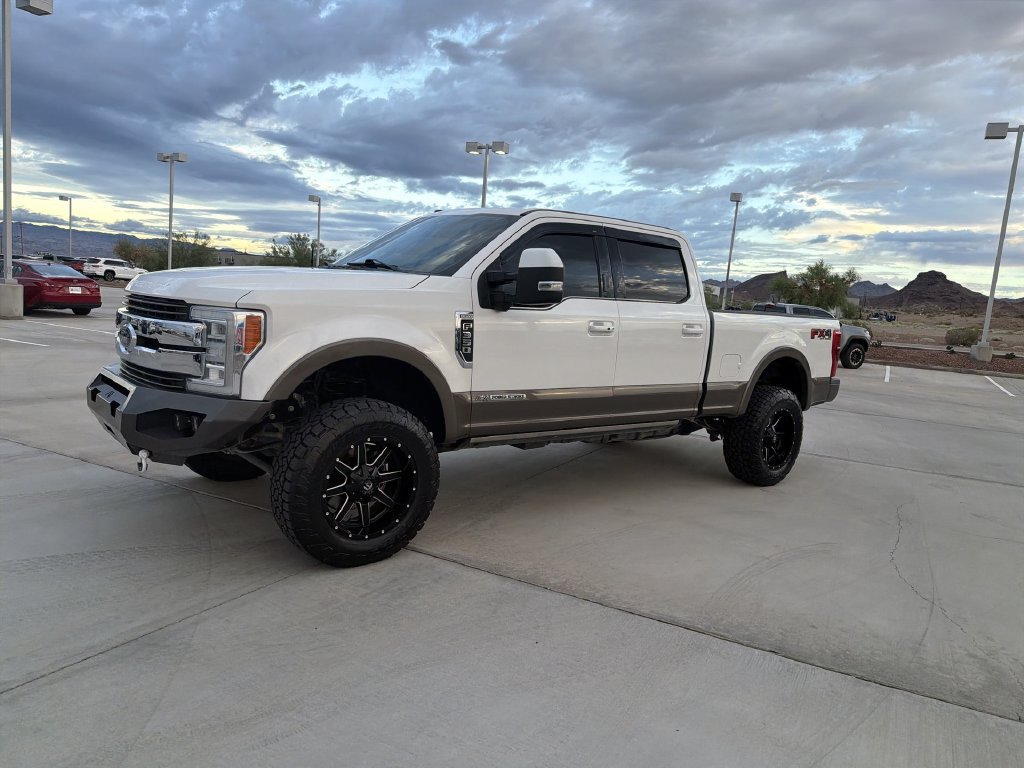 Used 2018 Ford F350 King Ranch w/ King Ranch Ultimate Package AWD/4WD image 8