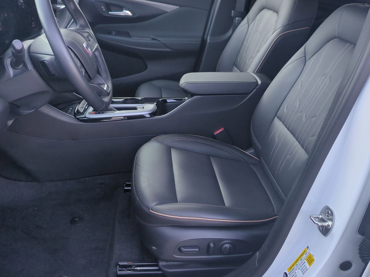 Used 2024 Buick Envista Avenir image 19