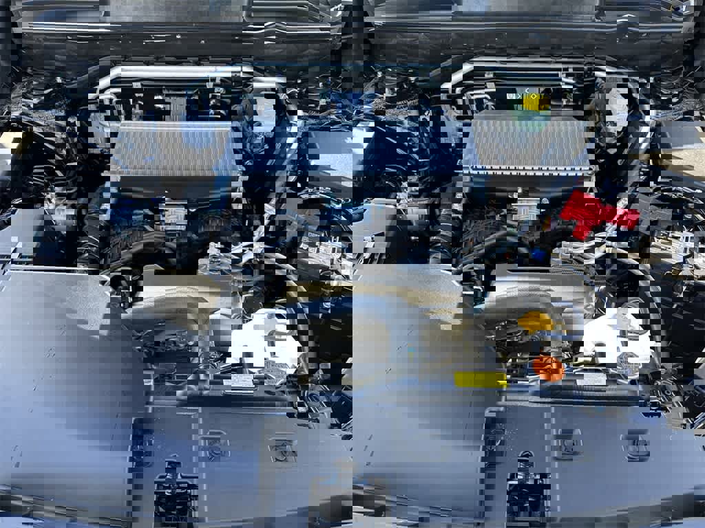 Used 2025 Subaru Ascent Premium image 9