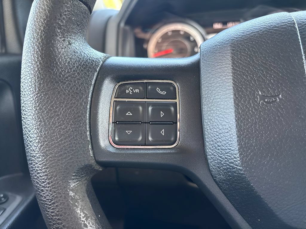 Used 2018 RAM 1500 Express RWD image 24