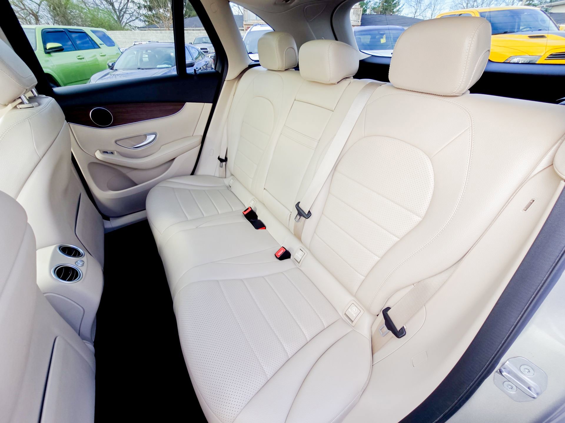 Used 2021 Mercedes-Benz GLC 300 4MATIC image 27