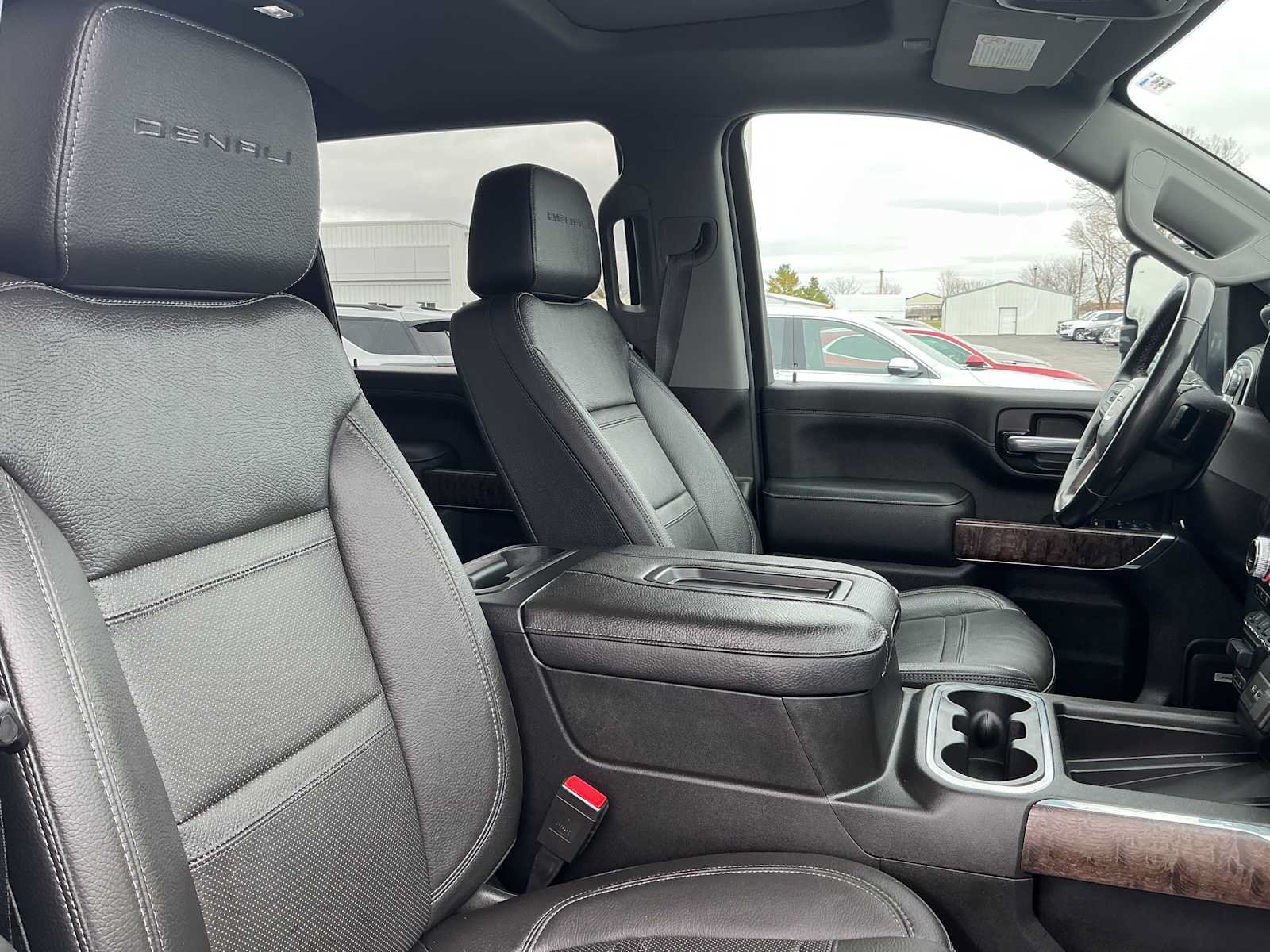 Used 2021 GMC Sierra 2500 Denali w/ Denali Ultimate Package AWD/4WD image 26
