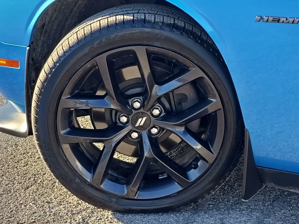 Certified 2019 Dodge Challenger R/T w/ Plus Package image 10