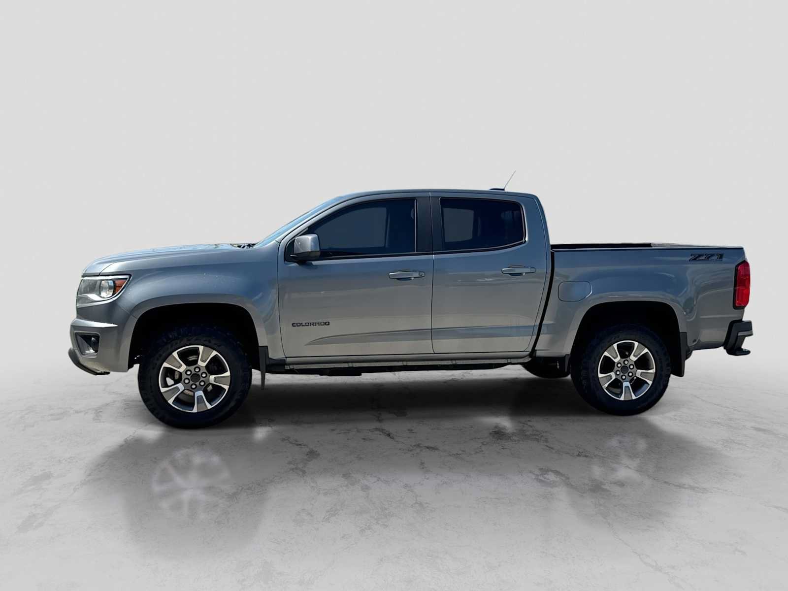 Used 2020 Chevrolet Colorado Z71 AWD/4WD image 3