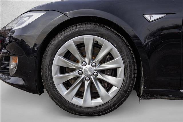 Used 2016 Tesla Model S 70D AWD/4WD image 9