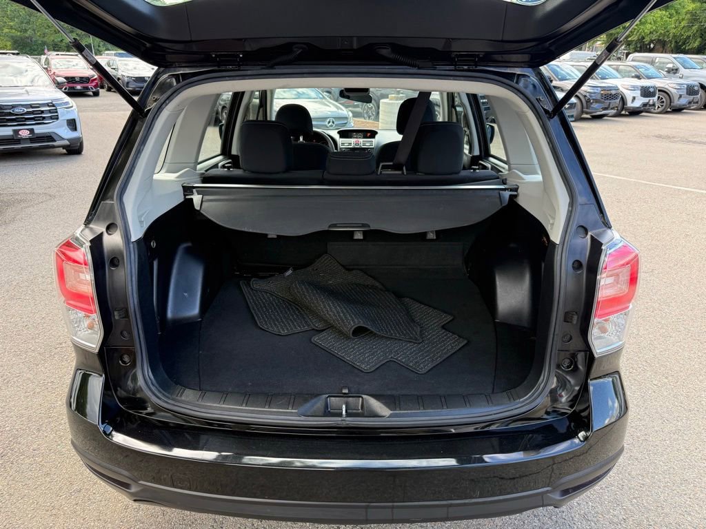 Used 2018 Subaru Forester 2.5i w/ Alloy Wheel Package AWD/4WD image 25