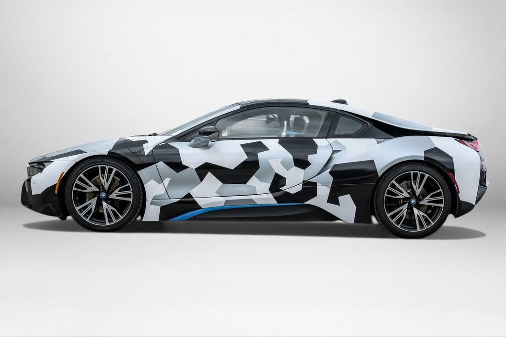 Used 2015 BMW i8 image 9