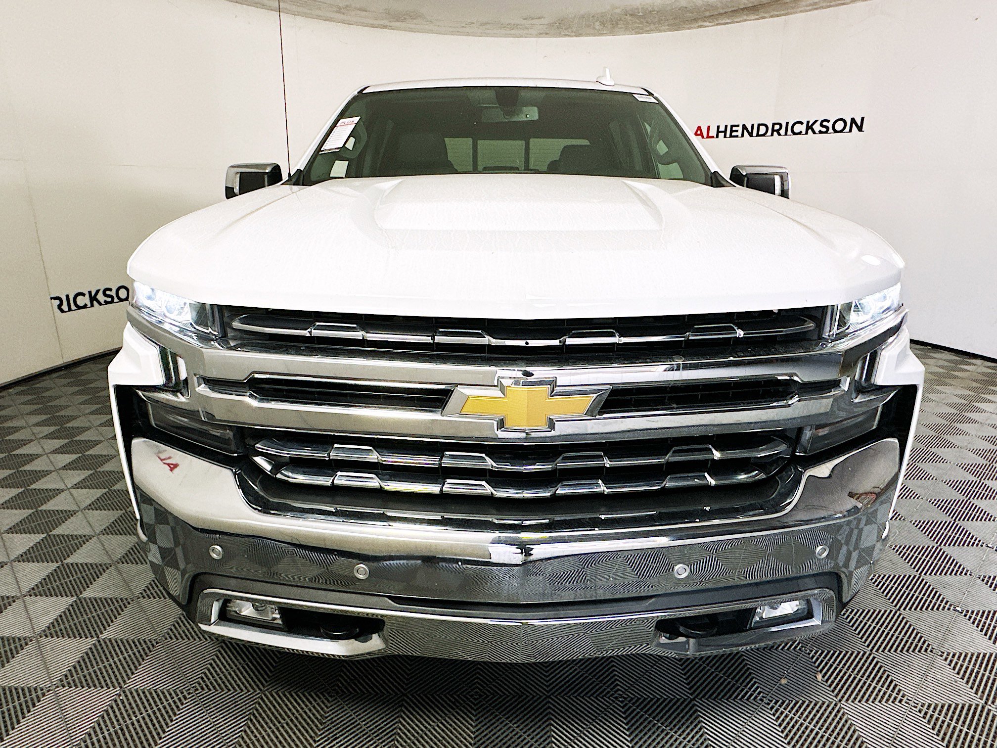 Used 2022 Chevrolet Silverado 1500 LTZ image 8