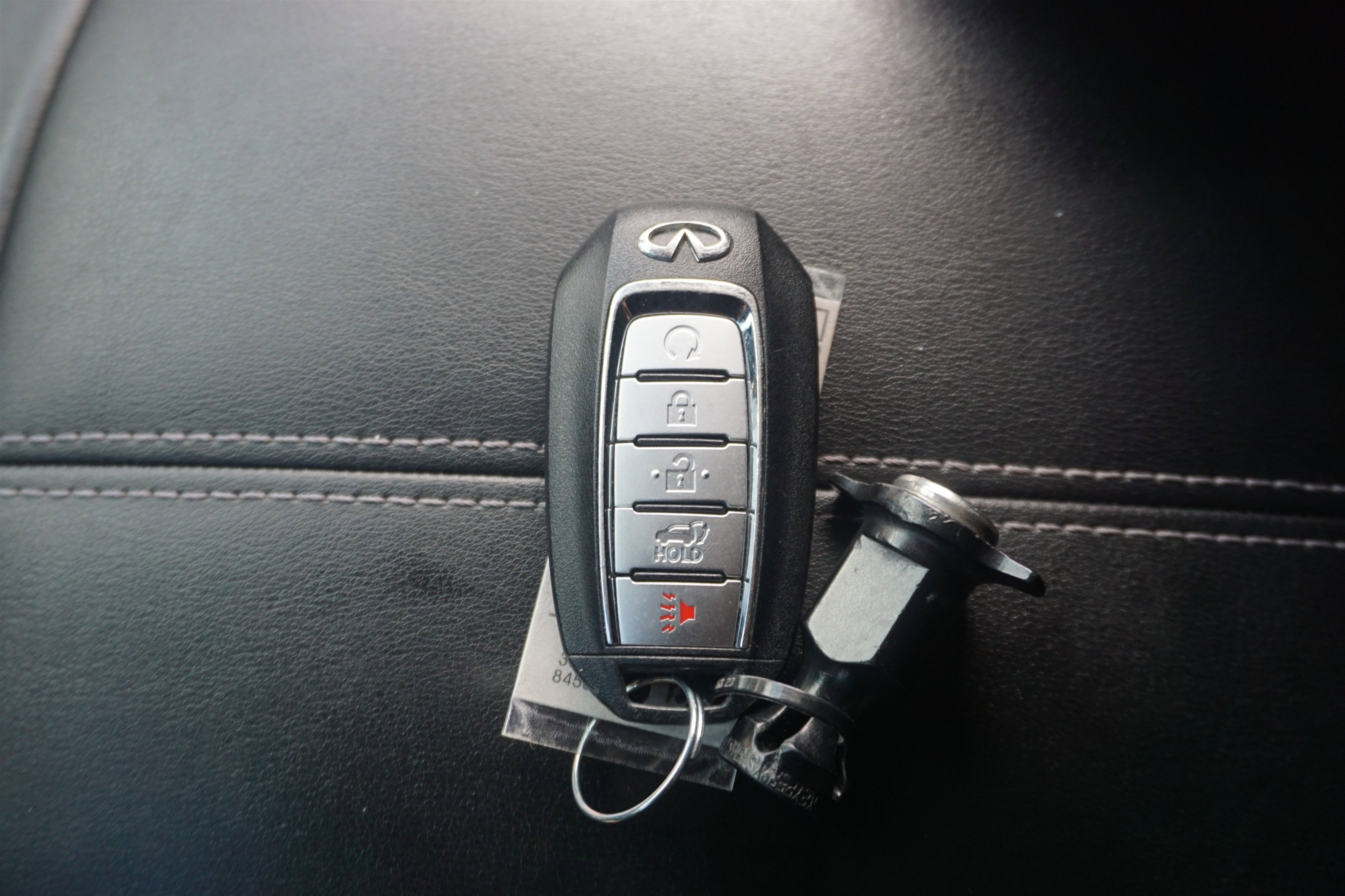 Used 2022 INFINITI QX60 Luxe w/ Vision Package image 39