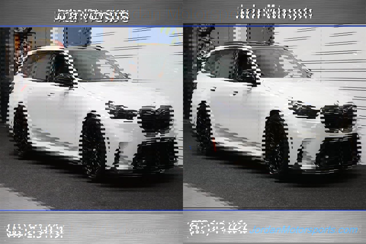 Used 2025 BMW M5 Touring w/ M Driver's Package image 2