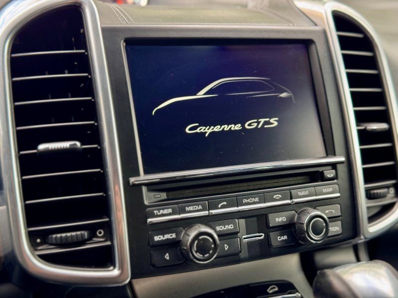 Used 2016 Porsche Cayenne GTS AWD/4WD image 18