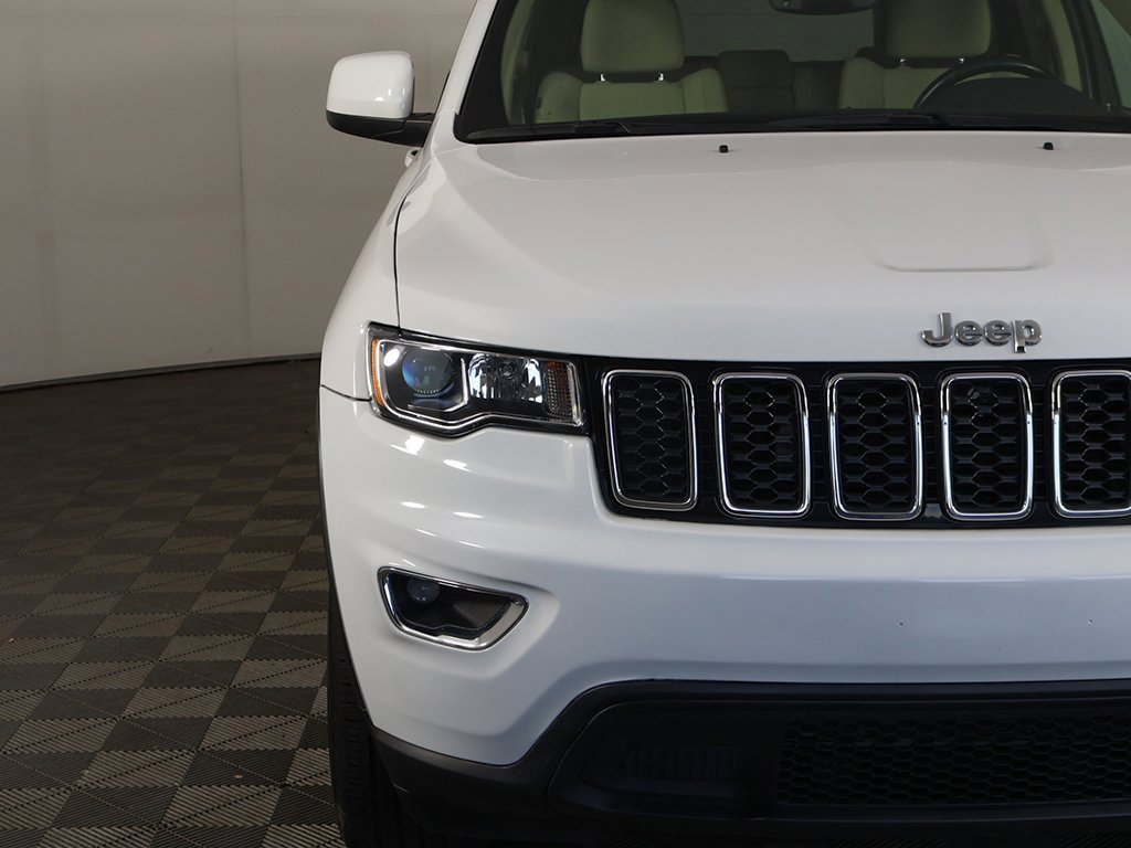 Used 2022 Jeep Grand Cherokee Laredo E image 11