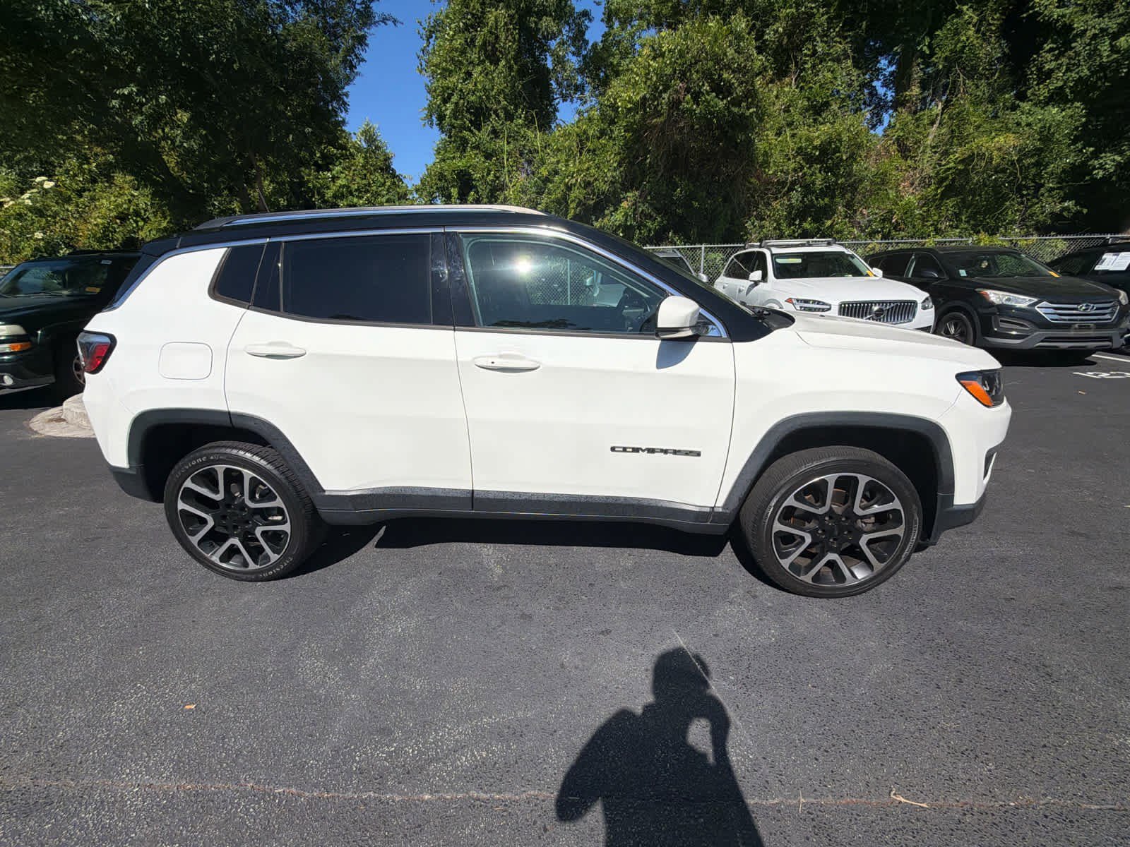 Used 2018 Jeep Compass Limited AWD/4WD image 15