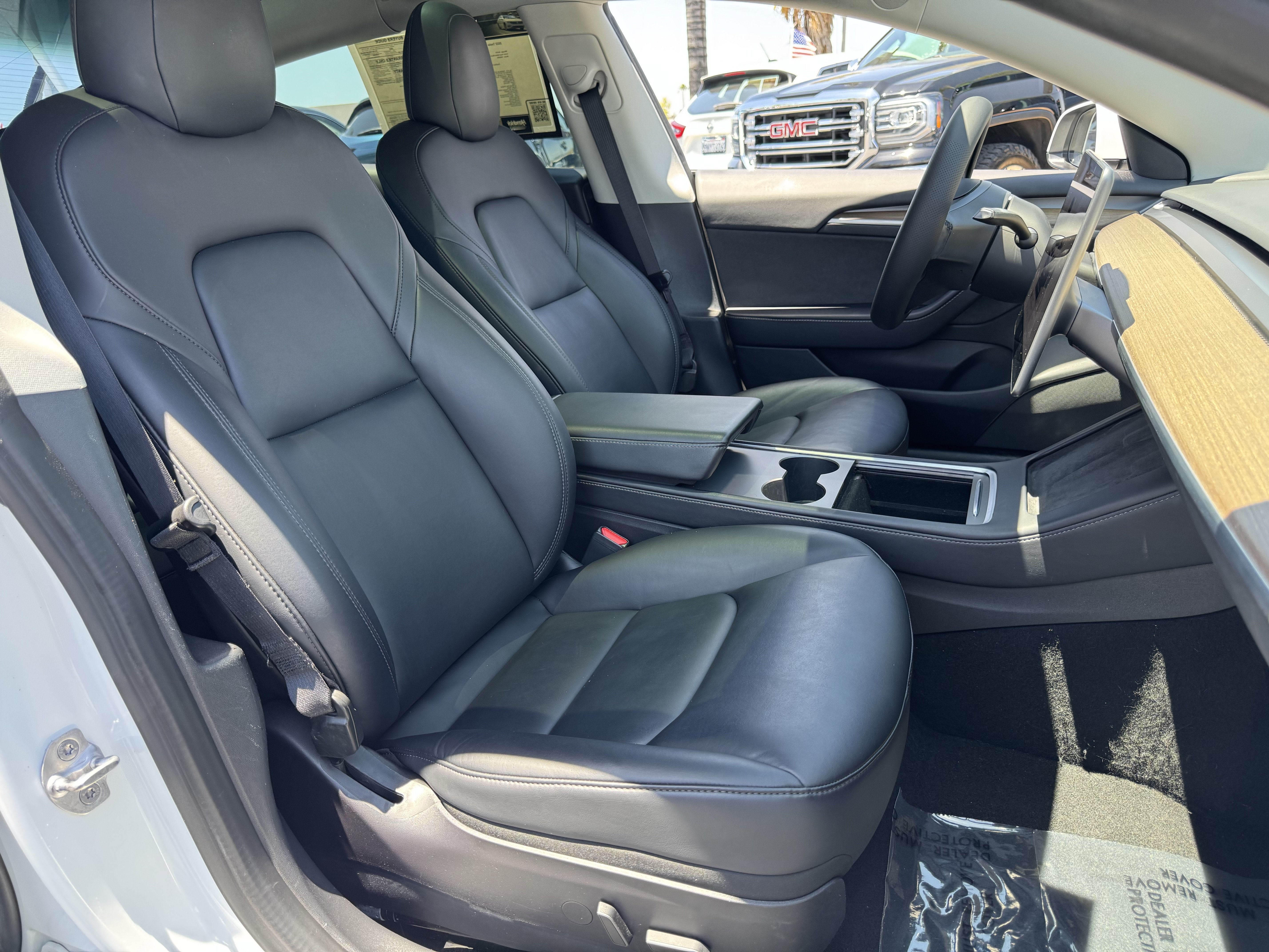 Used 2022 Tesla Model 3 Long Range AWD/4WD image 32